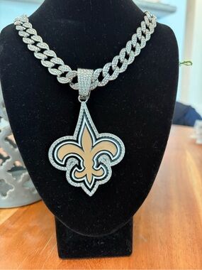 NFL New Orleans Saints Pendant Necklace